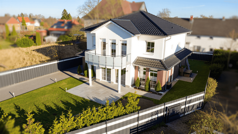Architektenvilla mit 5,90 m Galeriehöhe, Galerie-Kronleuchter & 249 m² Wohnfläche, Vechelde